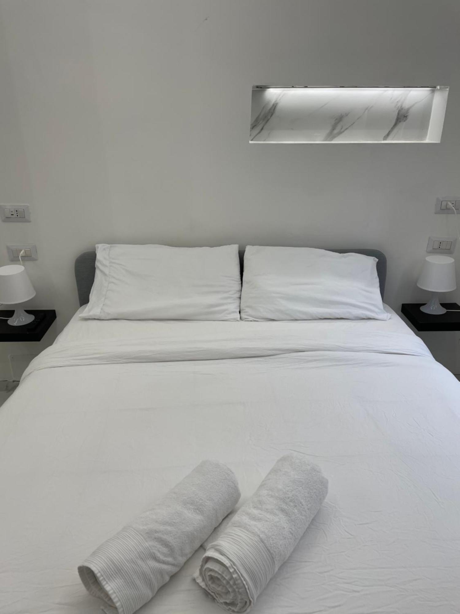 Luxury 6 Al Duomo Di Parma Apartamento Exterior foto