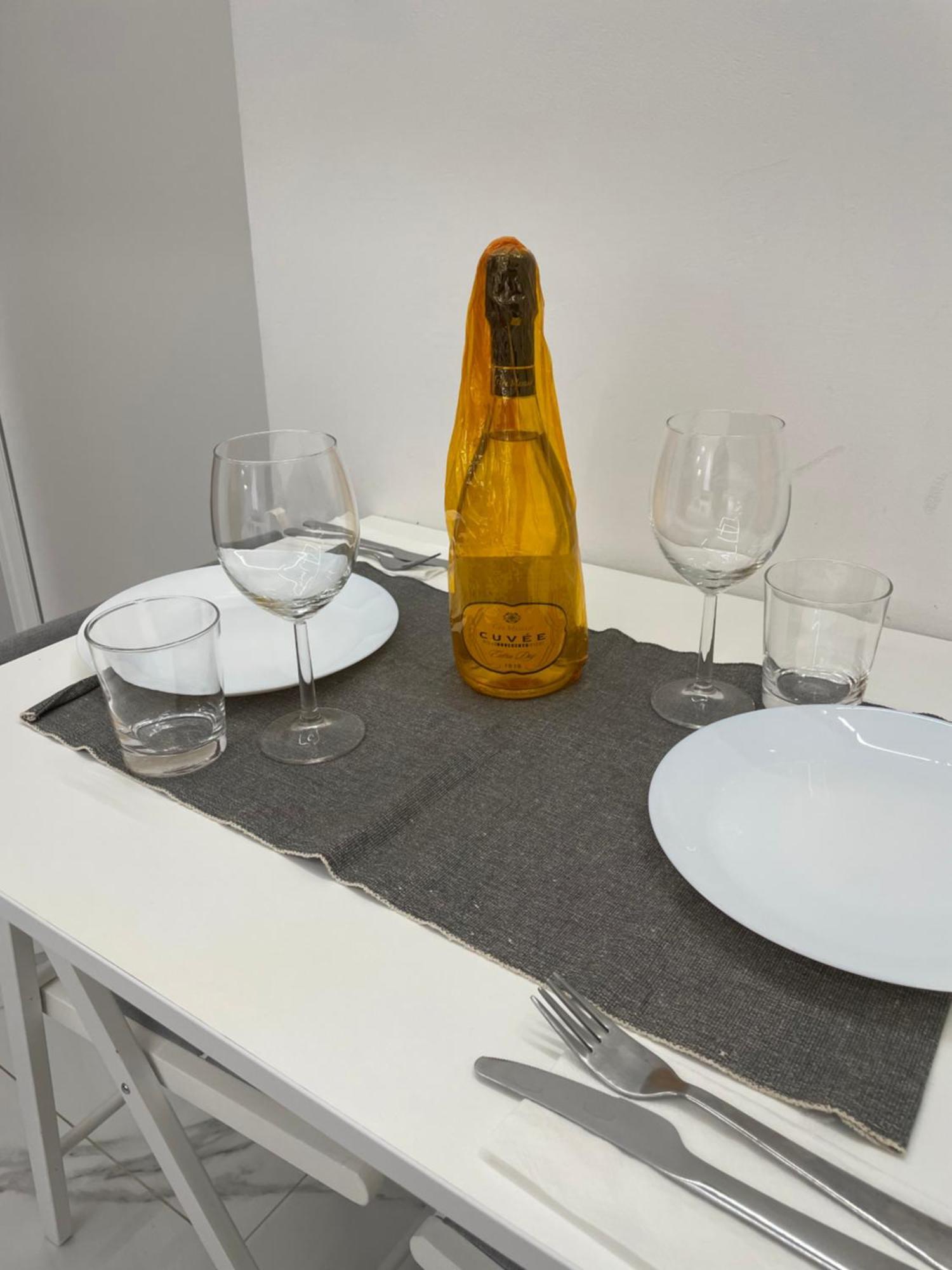 Luxury 6 Al Duomo Di Parma Apartamento Exterior foto